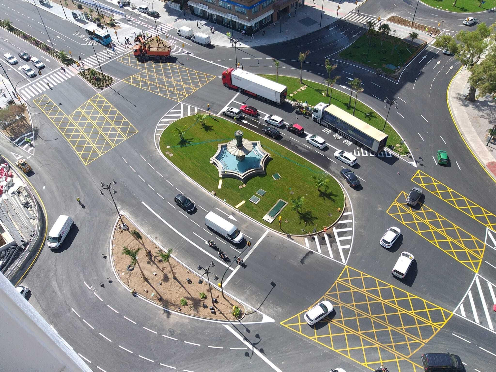 Fotos de la avenida de Andalucía de Málaga, a las puertas de la normalidad tras 10 años de obras del Metro