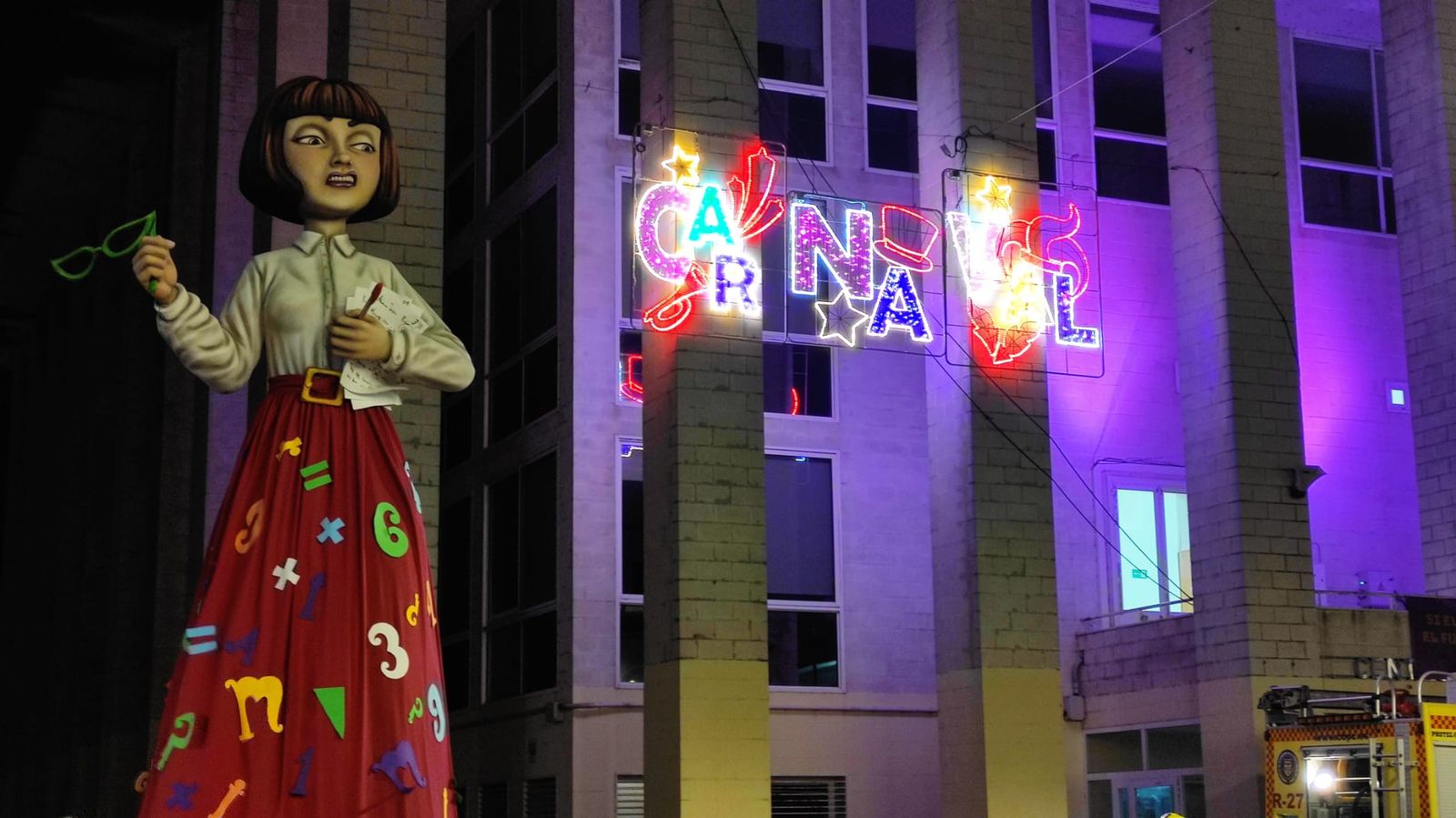 Carnaval de Puerto Real en la Plaza Alberti