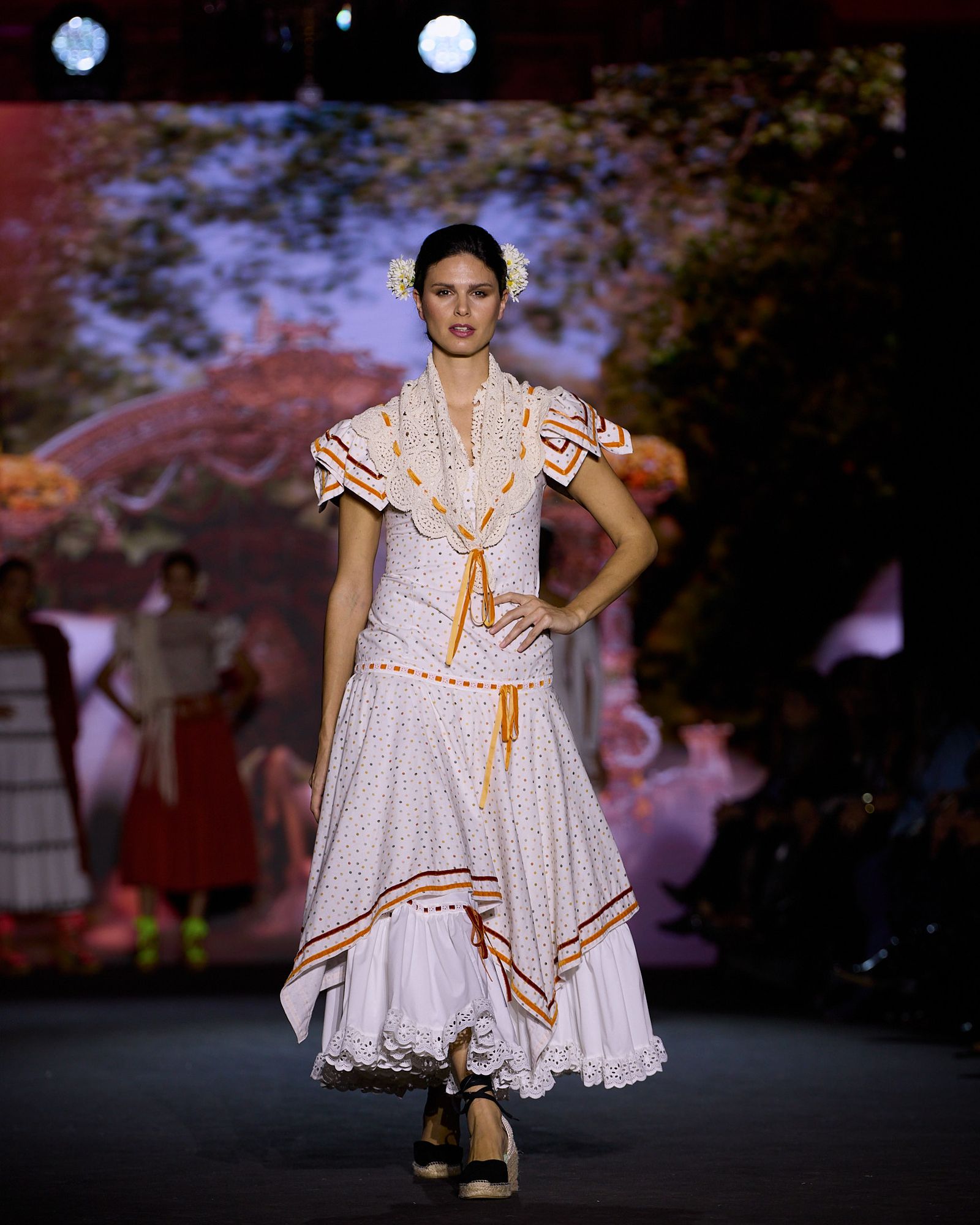 El desfile de Hermandad del Rocio de Sevilla en We Love Flamenco 2026, todas las fotos