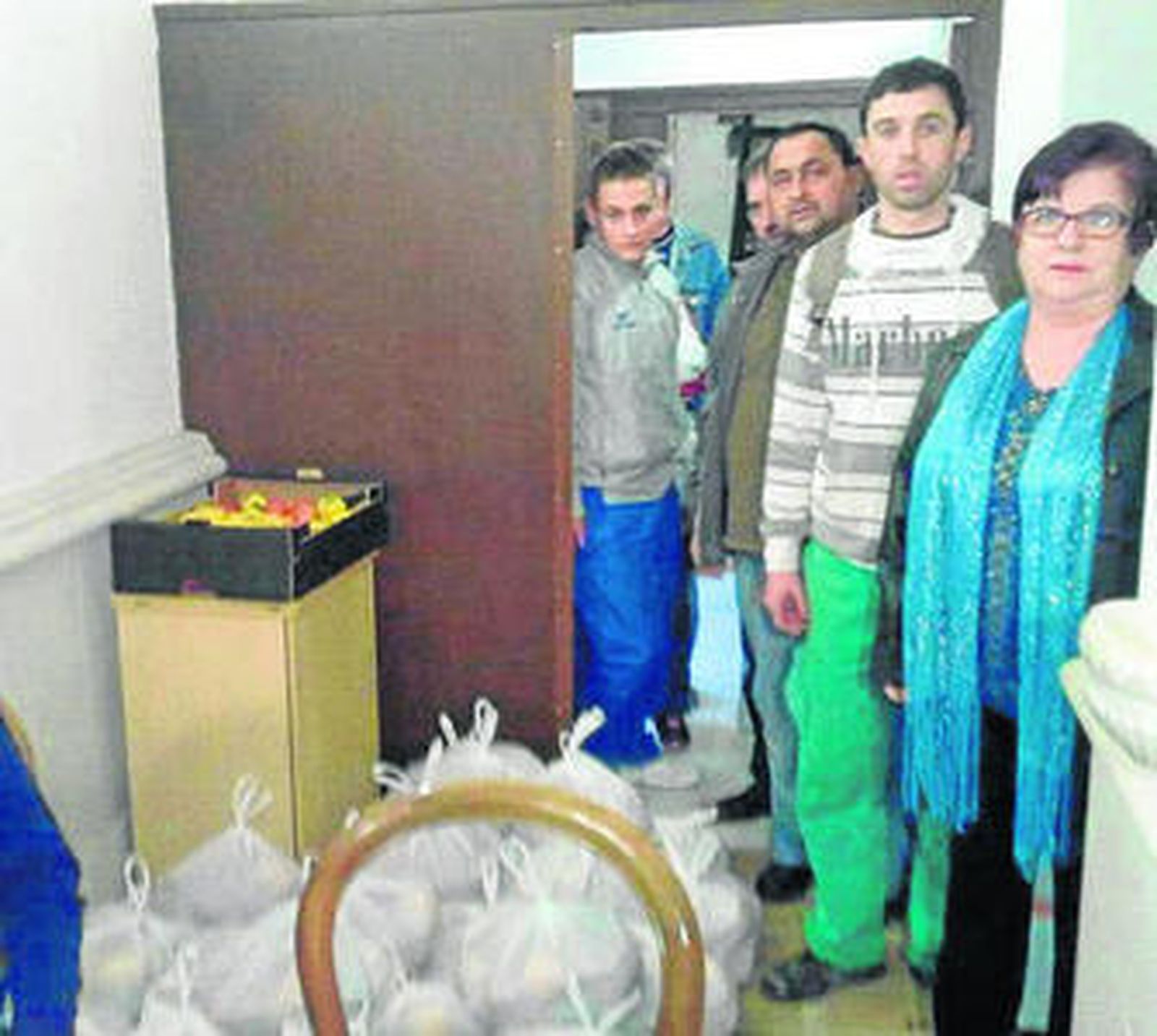 La Asociación Casa Rumana ofrece alimentos entre sus compatriotas