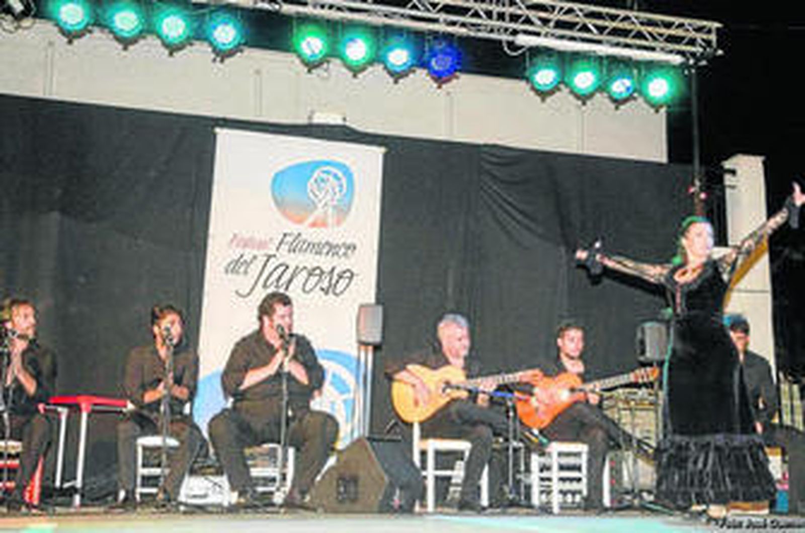 La actuación gustó mucho al público que se dio cita en Villaricos.