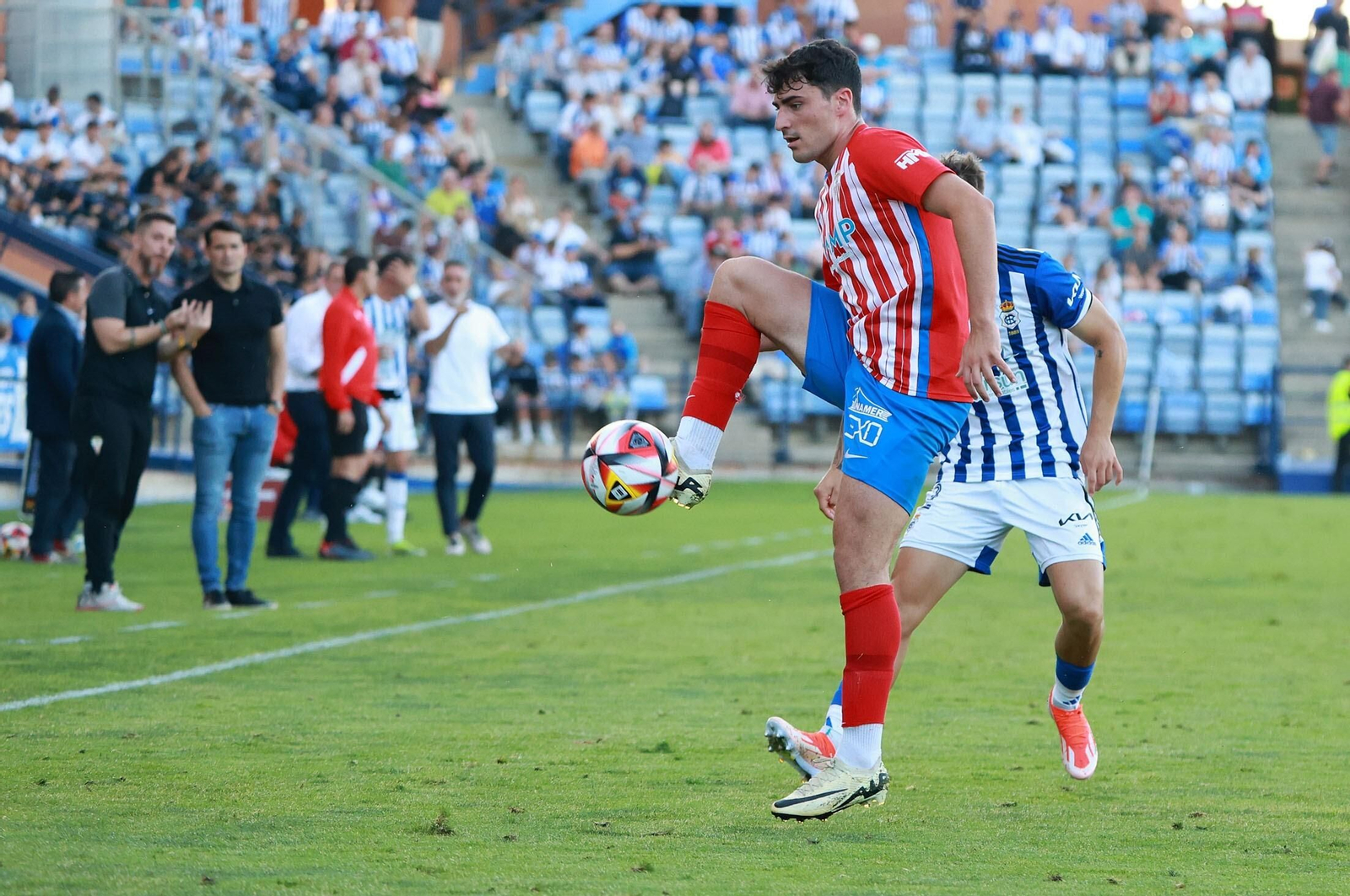 Las mejores fotos del Recreativo-Algeciras CF de Primera Federación