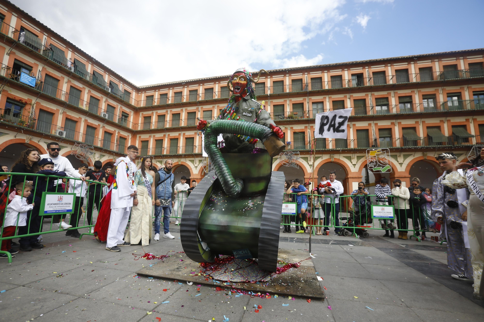 Fotografías: La quema del dios Momo pone punto y final al Carnaval de Córdoba 2022