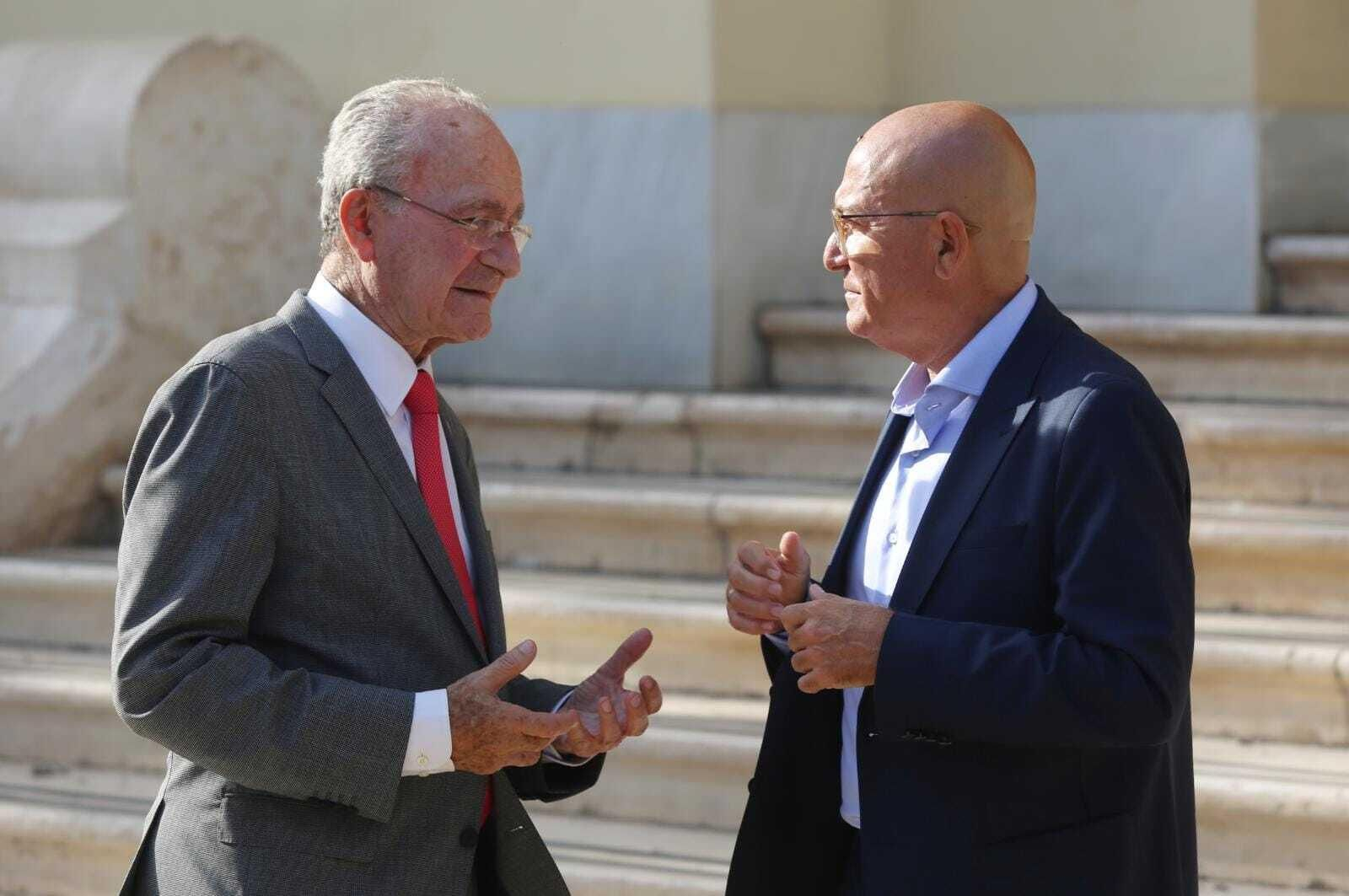 Los campeones de Europa, recibidos por las instituciones