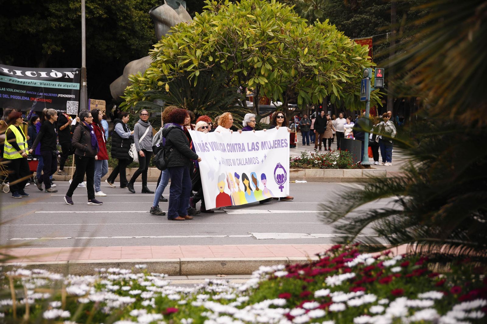 Las imágenes de la manifestación realizada por la Plataforma de Acción Feminista en Almería