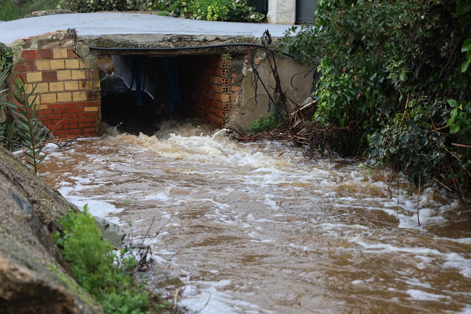 Fotografías de El Portil y El Rincón, donde los vecinos han sido desalojados por la borrasca Leonardo