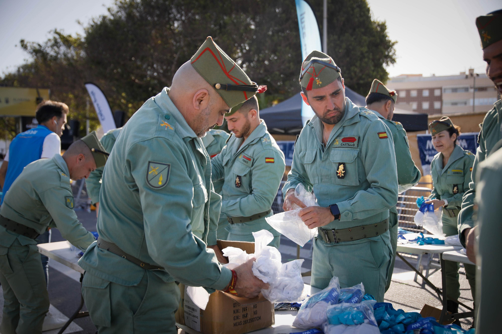 Imágenes de la salida de la Media maratón Ciudad de Almería