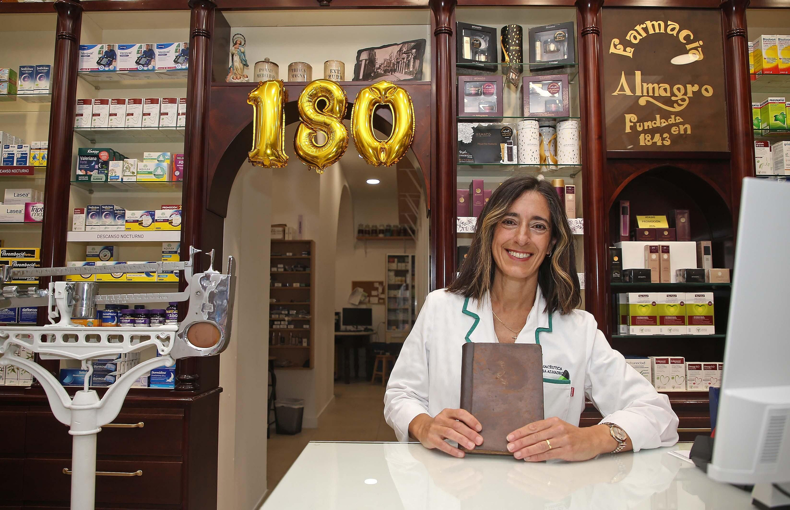 La farmacia Almagro cumple 180 años en Algeciras