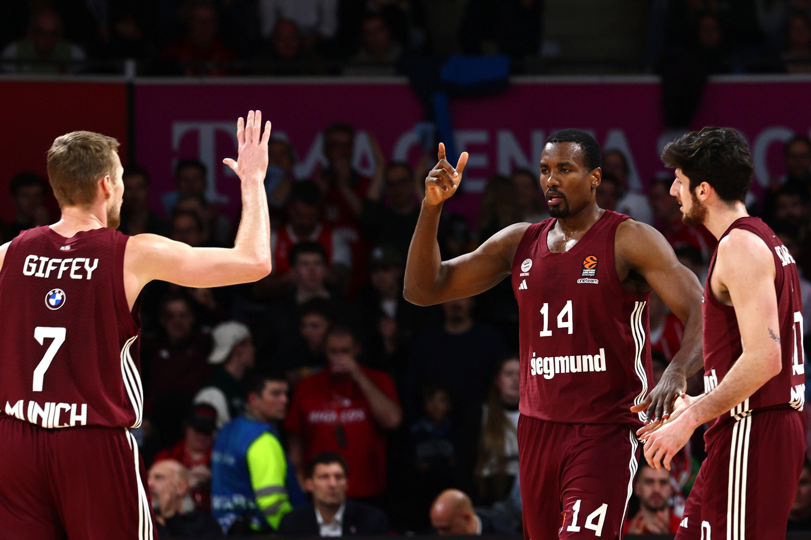 Ibaka, con el Bayern esta temporada