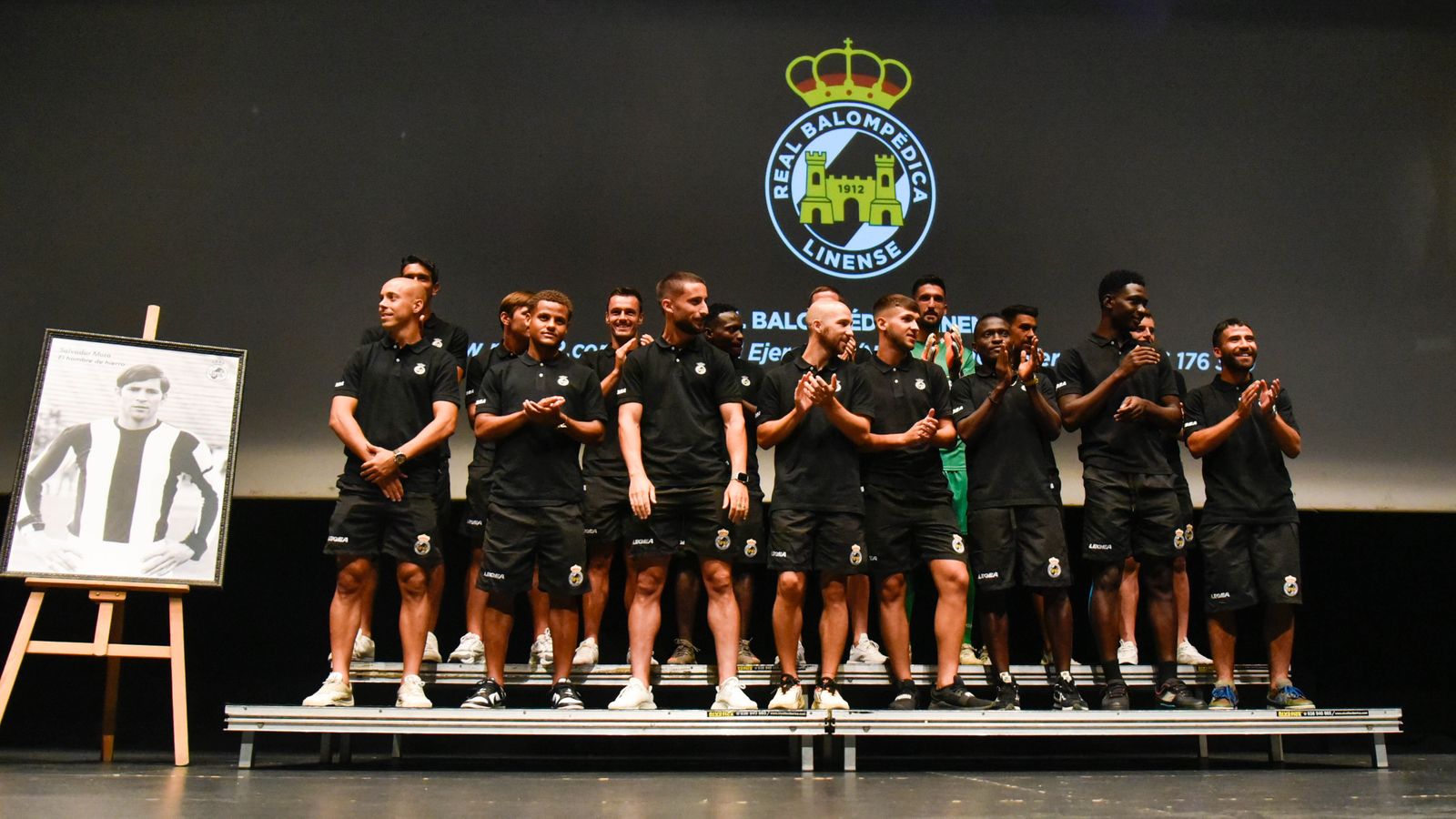 Las fotos de La I Gala de la Rela Balompedica Linense