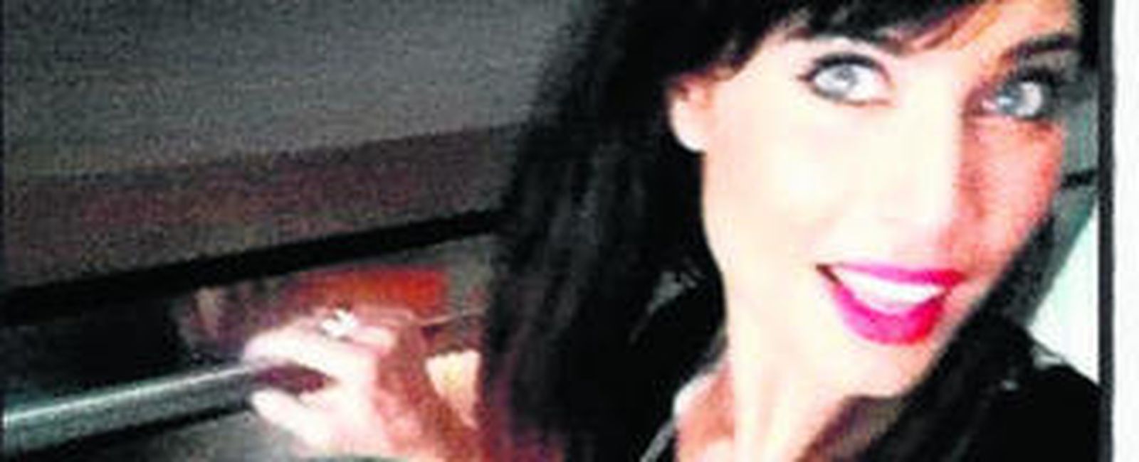 Pilar Rubio le dedica canciones y un pastel a Sergio Ramos en su cumpleaños