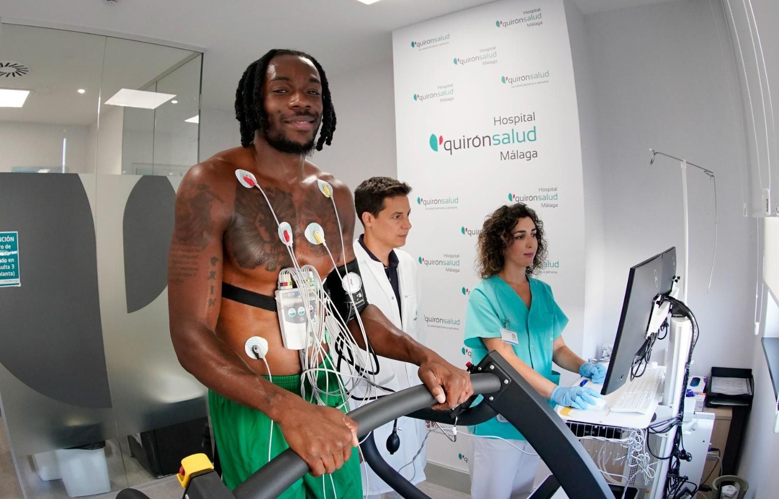 Kendrick Perry realizando prueba de esfuerzo.