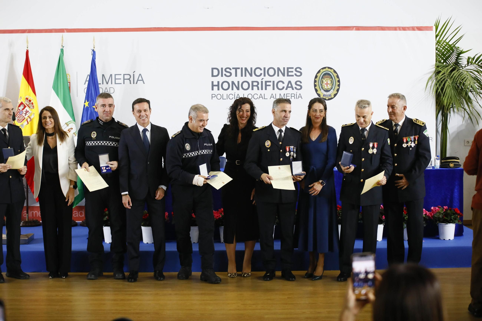 Las imágenes del acto institucional de la Policía Local de Almería con motivo de la festividad de su patrón, San Esteban