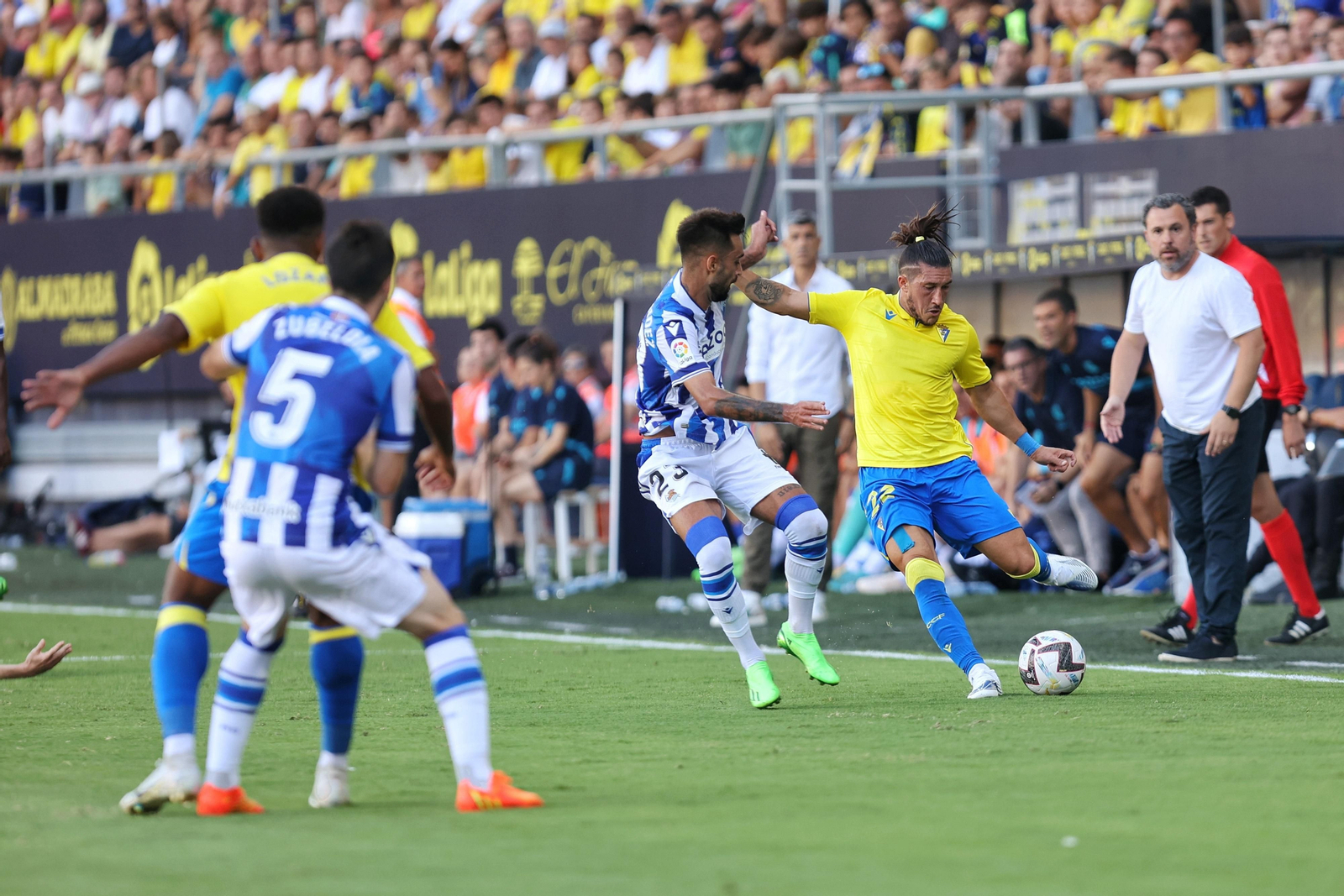 Búscate entre las imágenes del Cádiz - Real Sociedad