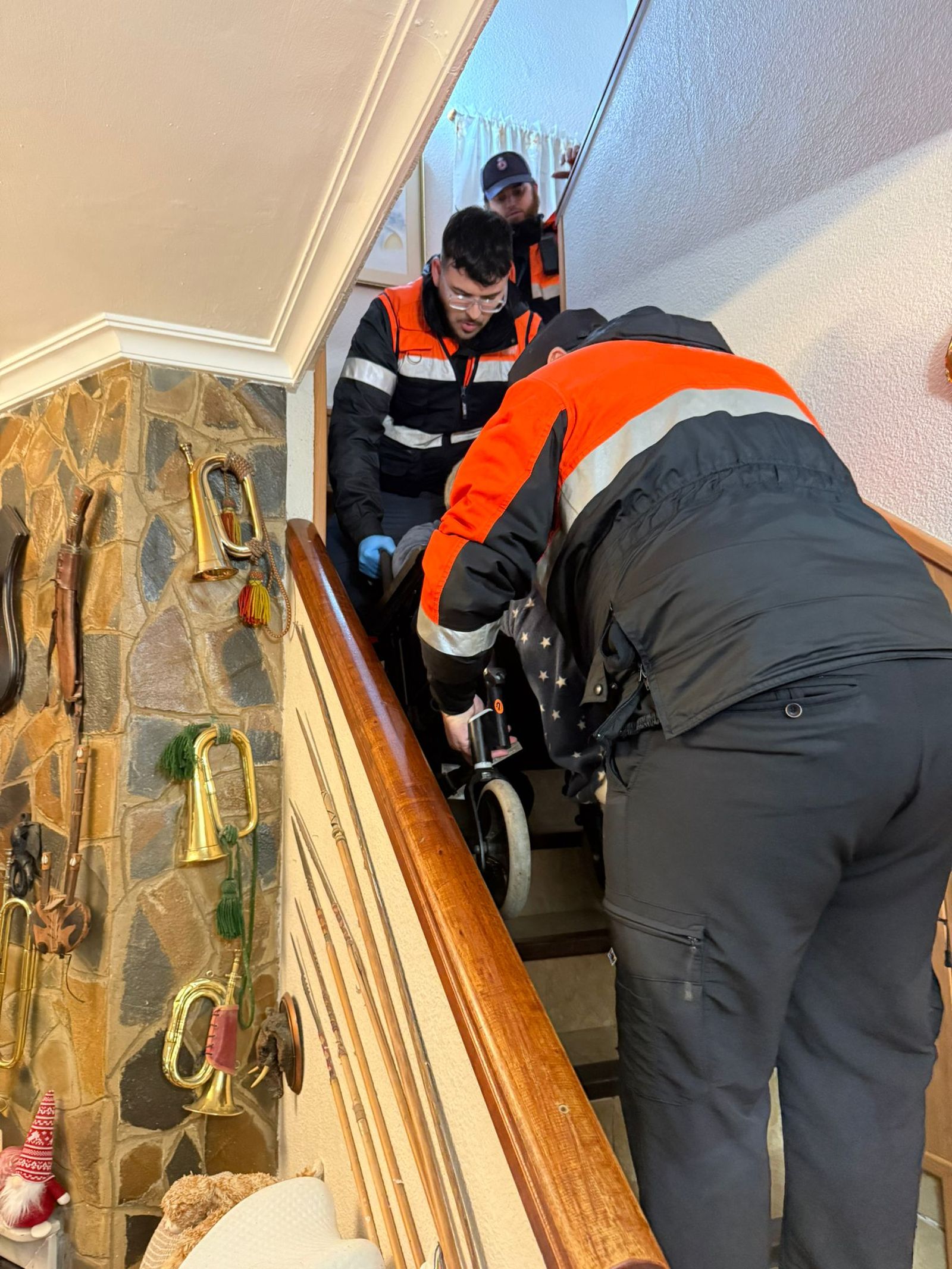 Evacuación de una persona en Guadacorte.