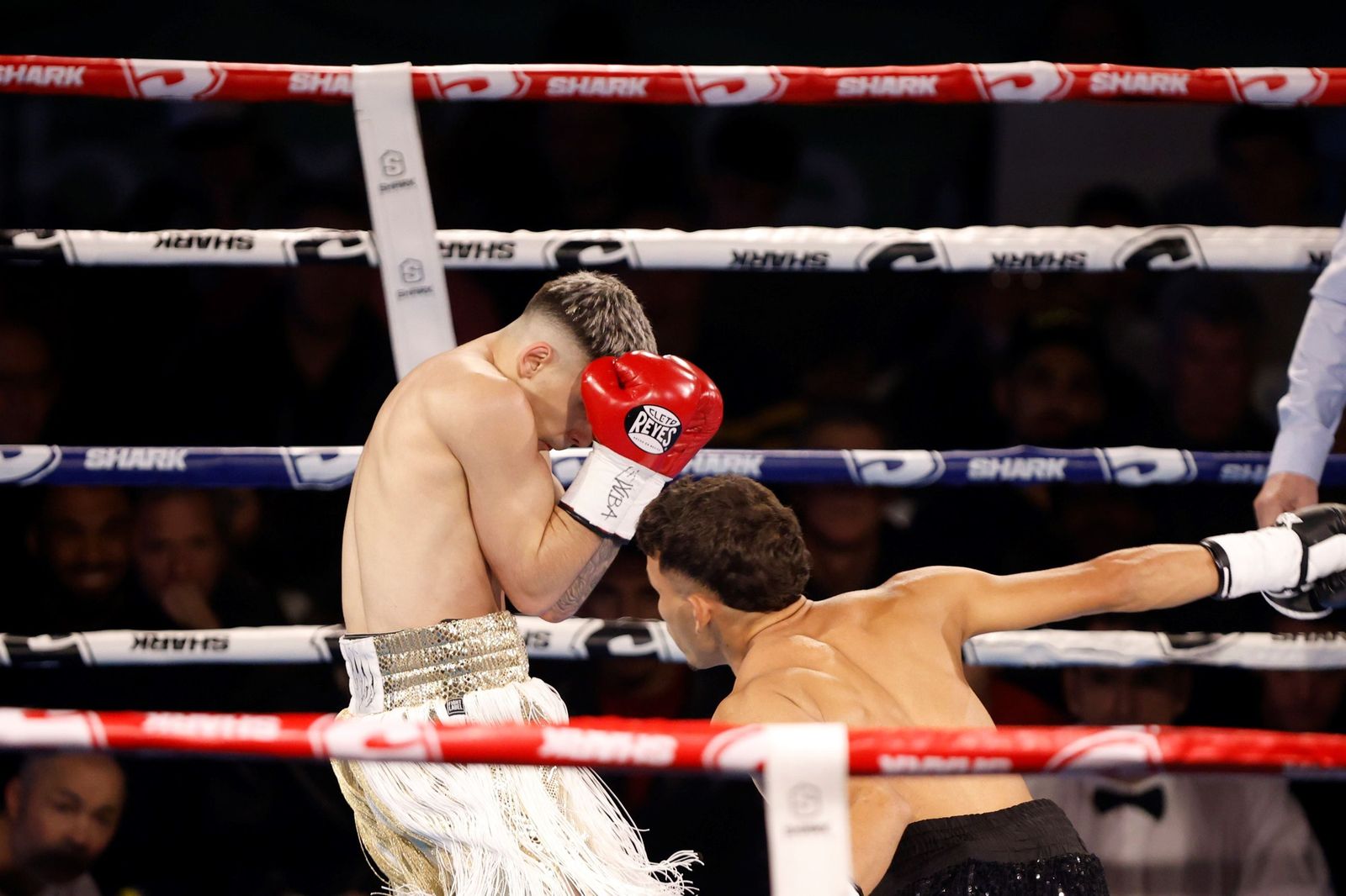 Las mejores fotos del debut profesional de Rafa Lozano Jr. ante Kervin Romero