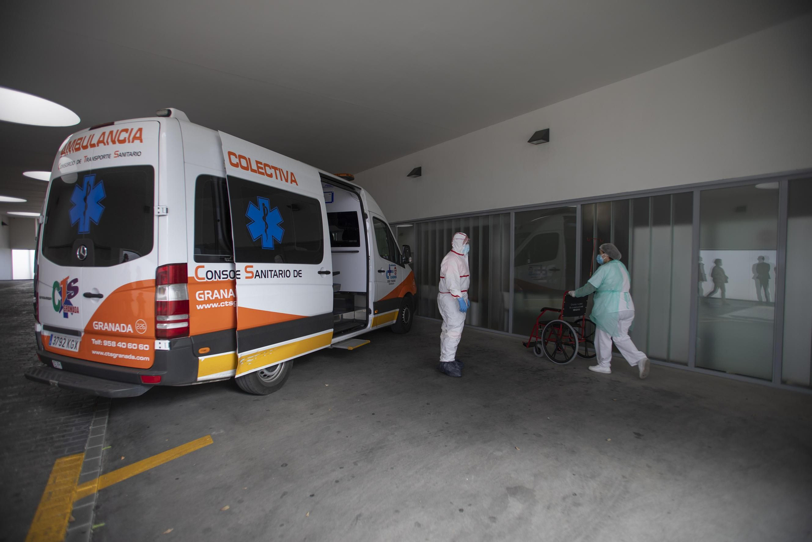 Escenario sombrío en Granada ante las nuevas medidas de la Junta: por encima de los mil contagios y 18 muertos