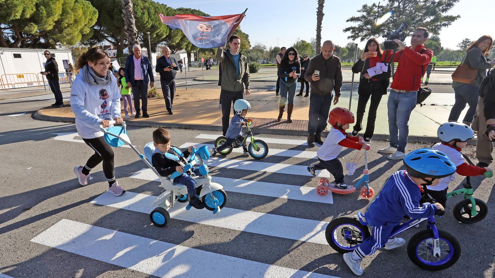 Carrera infantil a beneficio del pequeño Martín