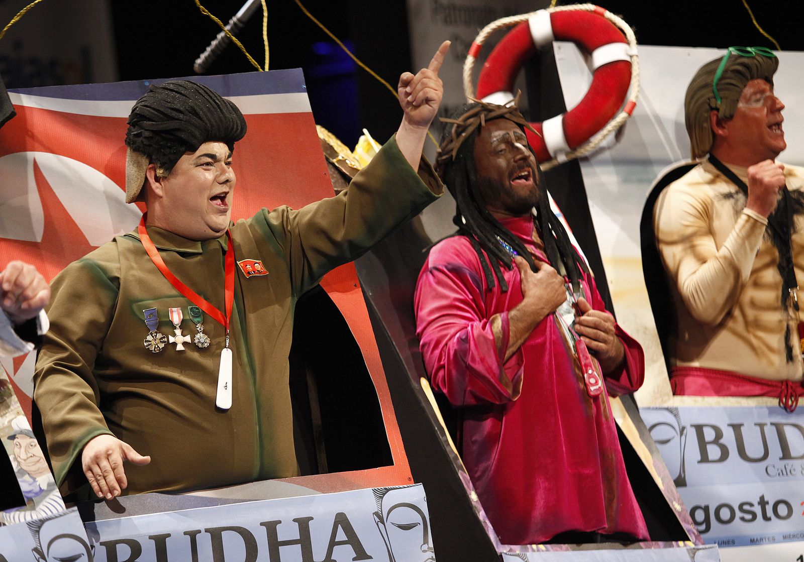 Las imágenes de la decimotercera función clasificatoria