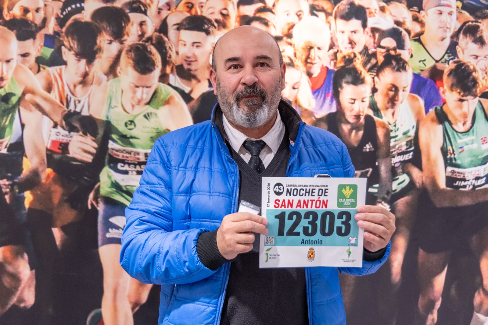El pistoletazo de salida de la recogida de dorsales de la Carrera de San Antón 2026