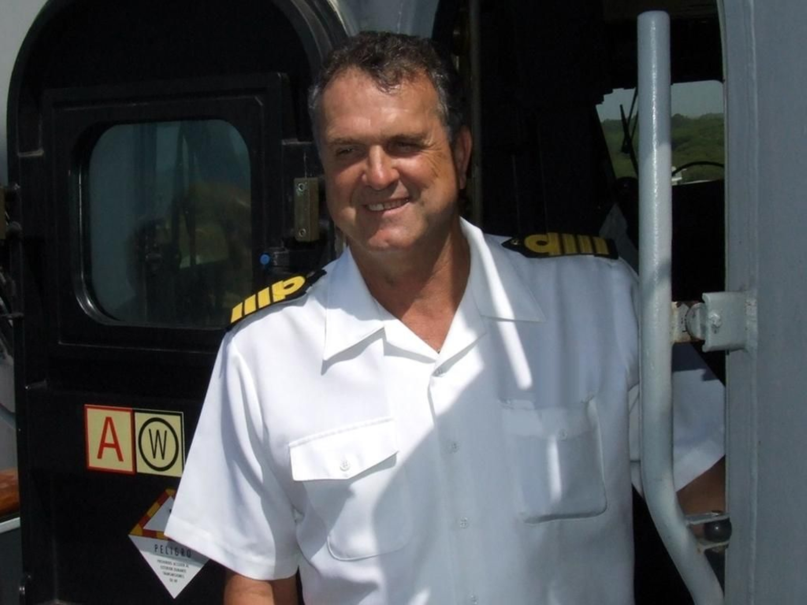 Una despedida especial para el 'Elcano' Una despedida especial para el 'Elcano'