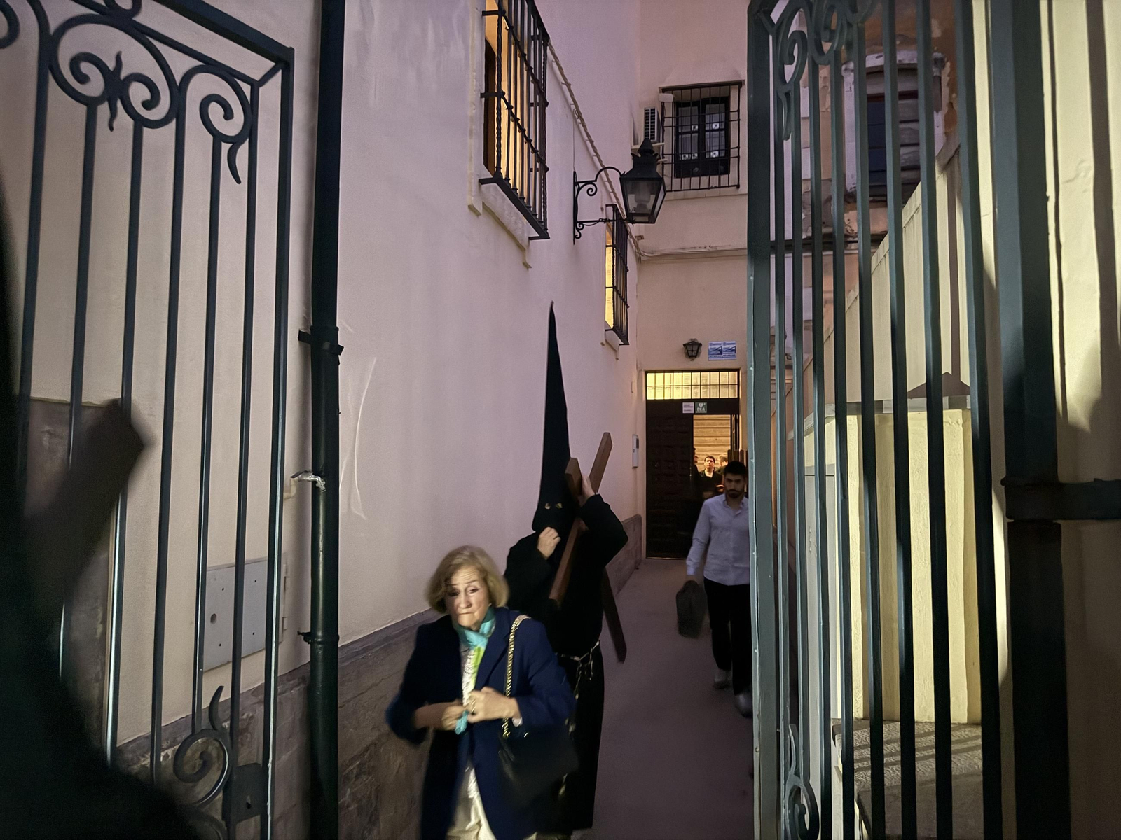 Las imágenes de la hermandad del Vía Crucis el Lunes Santo en Córdoba