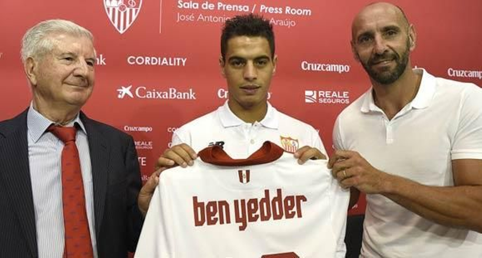 Ben Yedder: "Espero hacer los mismos o más goles que Gameiro"