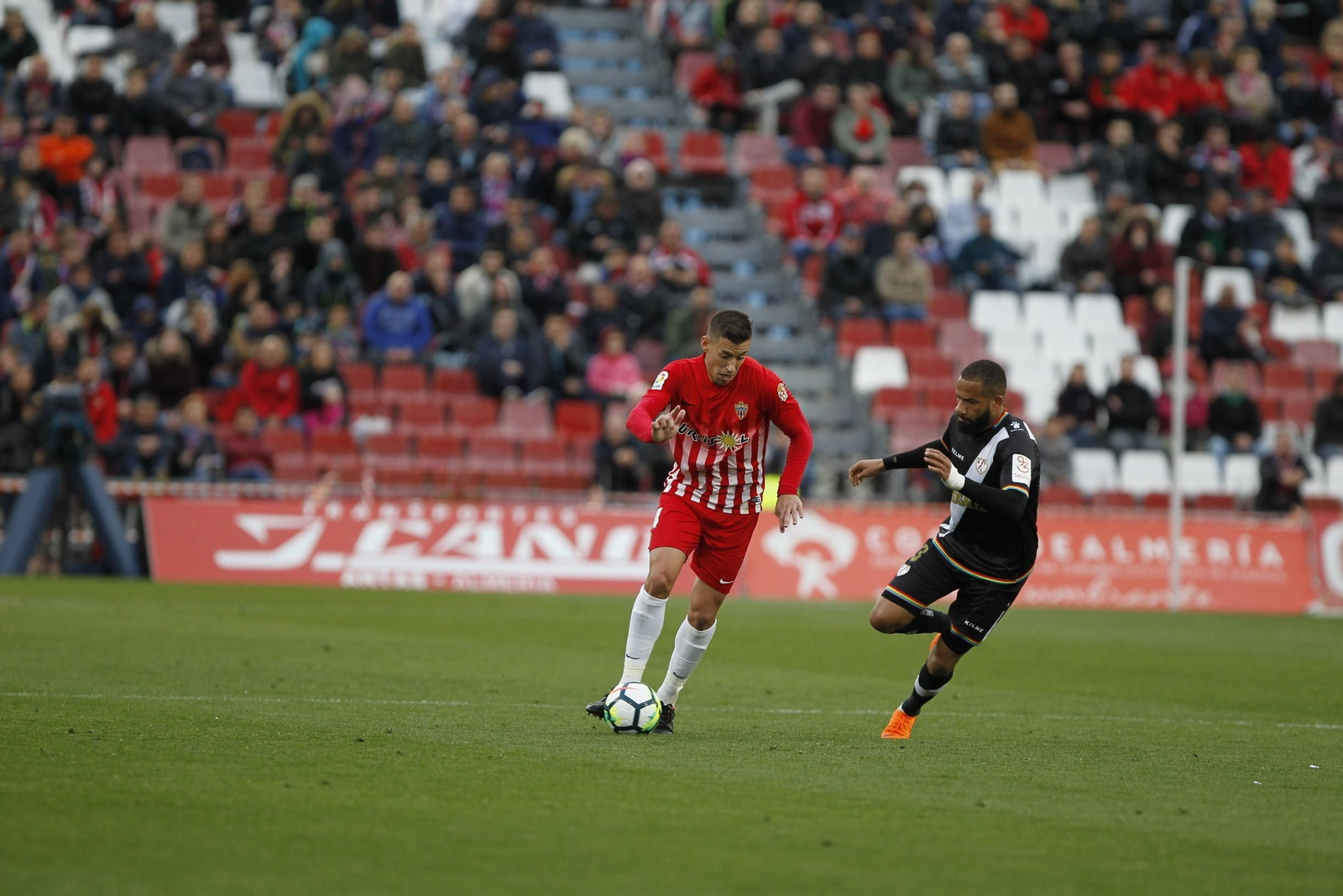 El UD Almería-Rayo Vallecano, en imágenes