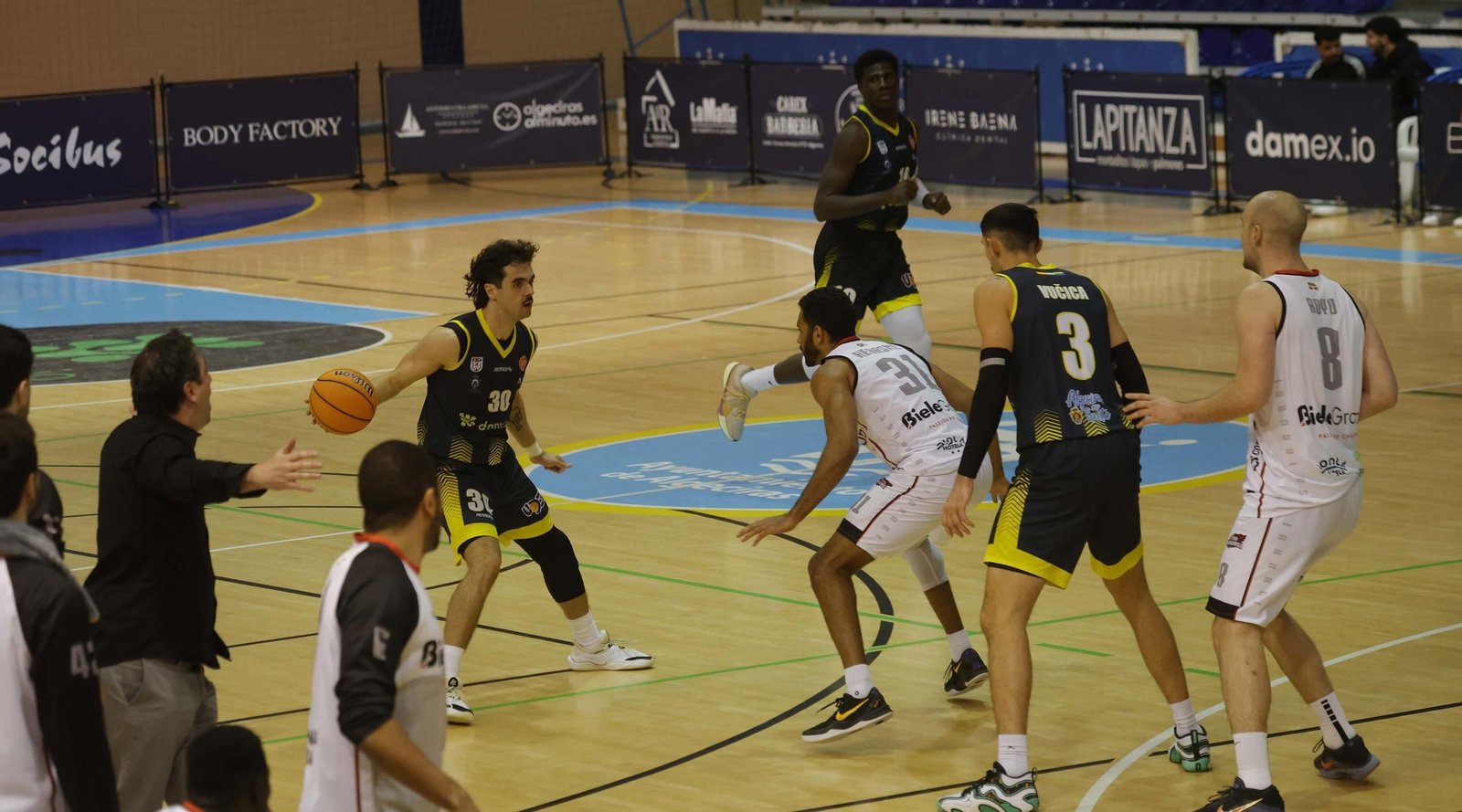 Las fotos del Udea Algeciras - Iraurgi Saski Baloia