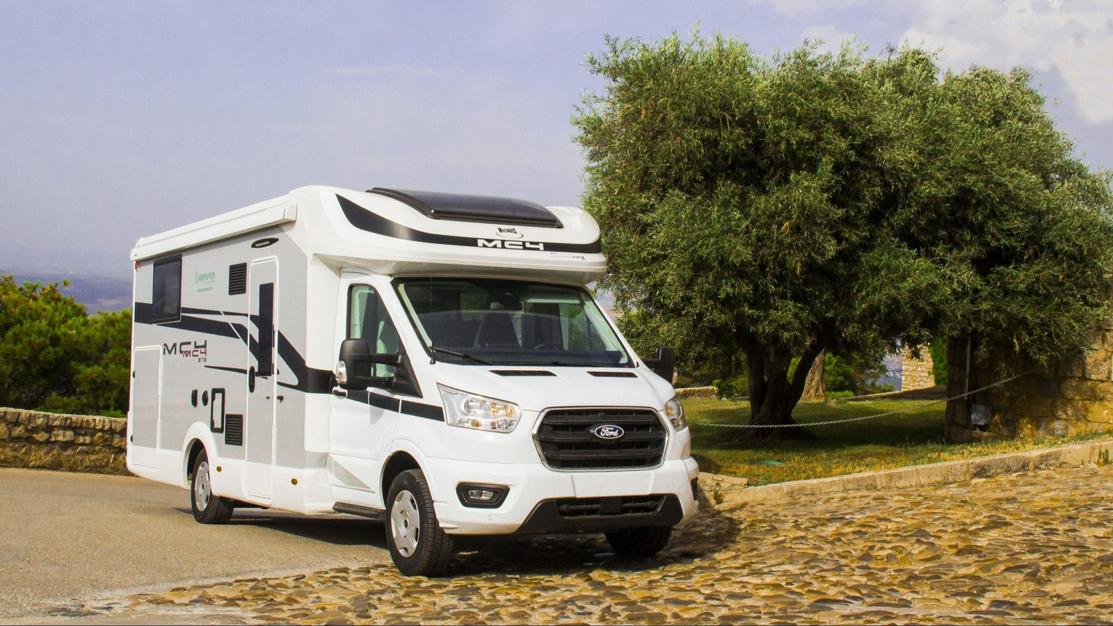 Olivavan es una de las empresas dedicadas al alquiler de autocaravanas en la provincia de Jaén.