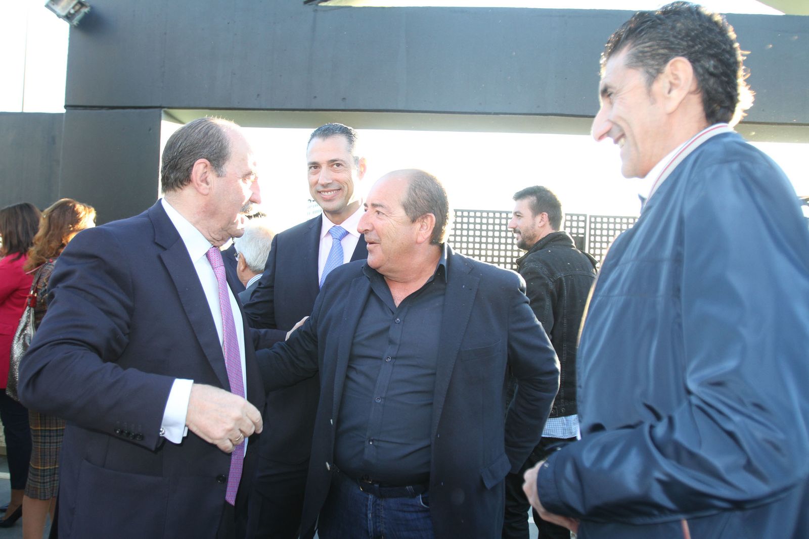 Imágenes del Desayuno Informativo del Grupo Joly con Javier Targhetta