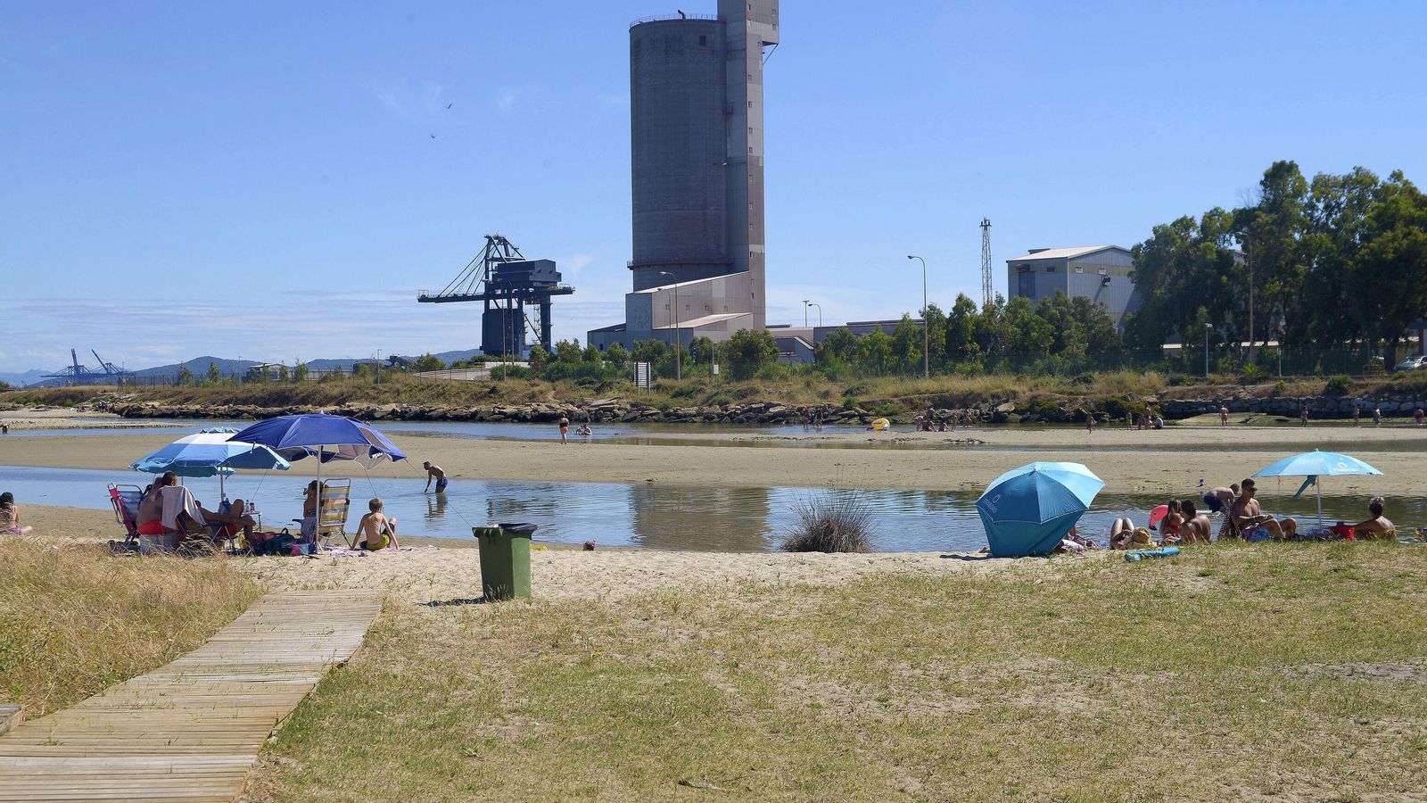 Playa de Guadarranque.