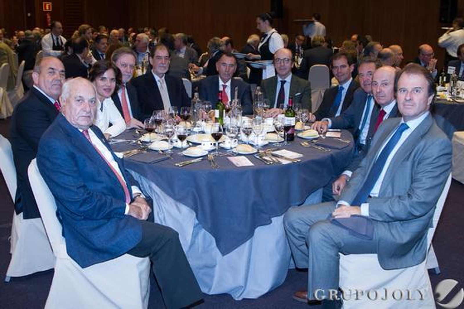 Juan Ramón Guillén, Federico Beltrán, Victoria Herrera, Miguel Ángel de la Rosa, Rafael Ybarra, Antonio Gallego, Luis González, Antonio Gallego, José Antonio García de Tejada, Salvador Loring e Ignacio Osborne./ Belén Vargas/Juan Carlos Vázquez