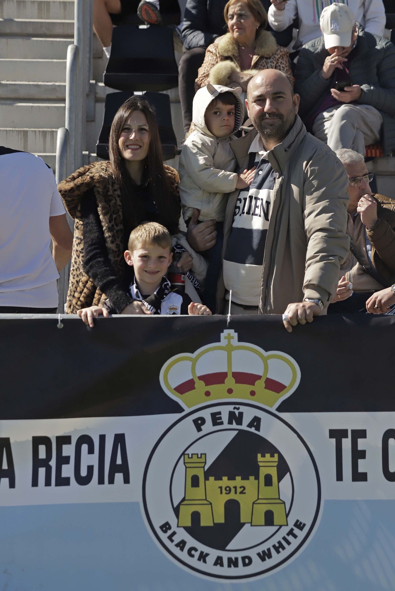 Búscate en el Ciudad de La Línea durante el Balona - San Roque de Lepe de Tercera Federación