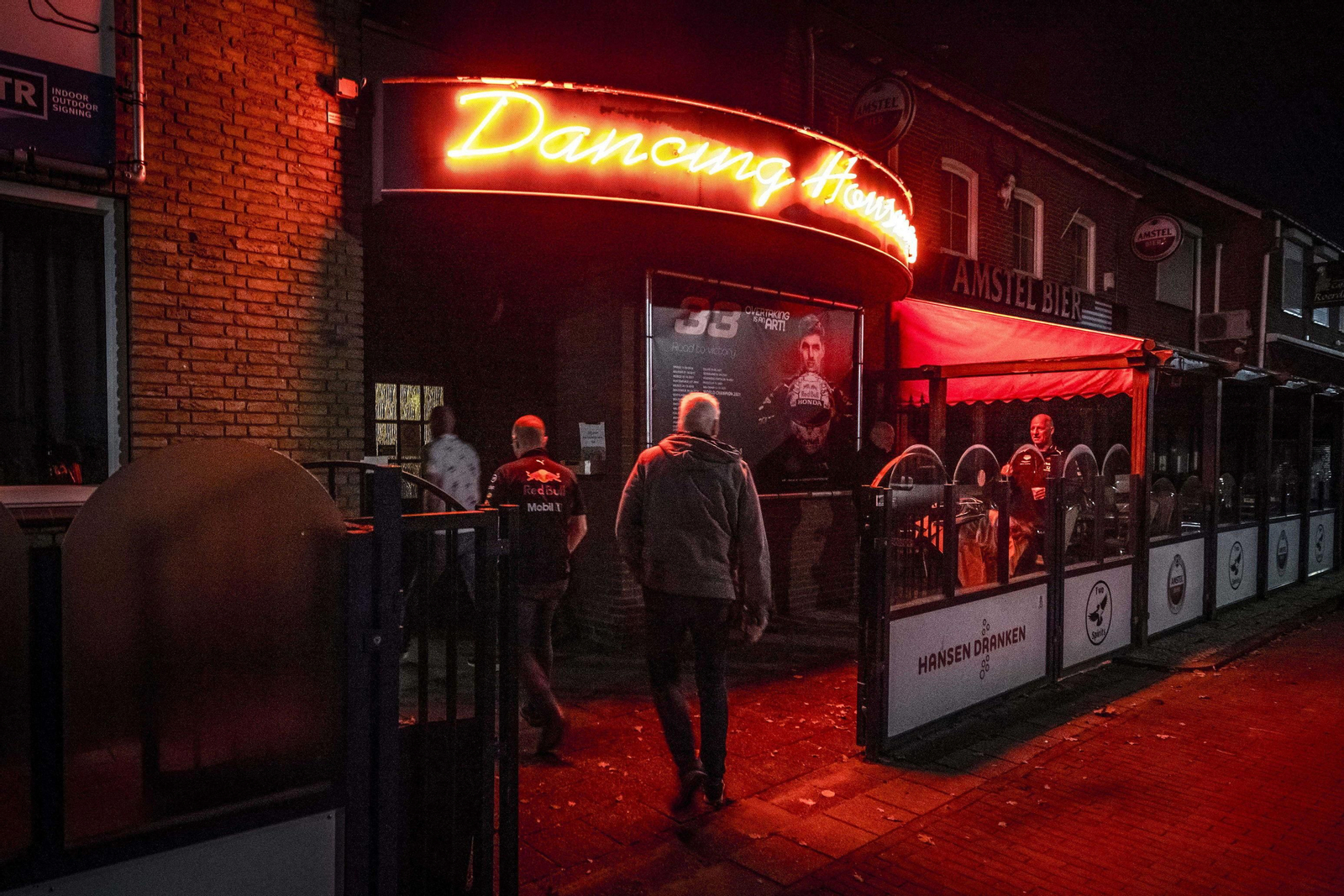 Las imágenes del segundo título de Verstappen