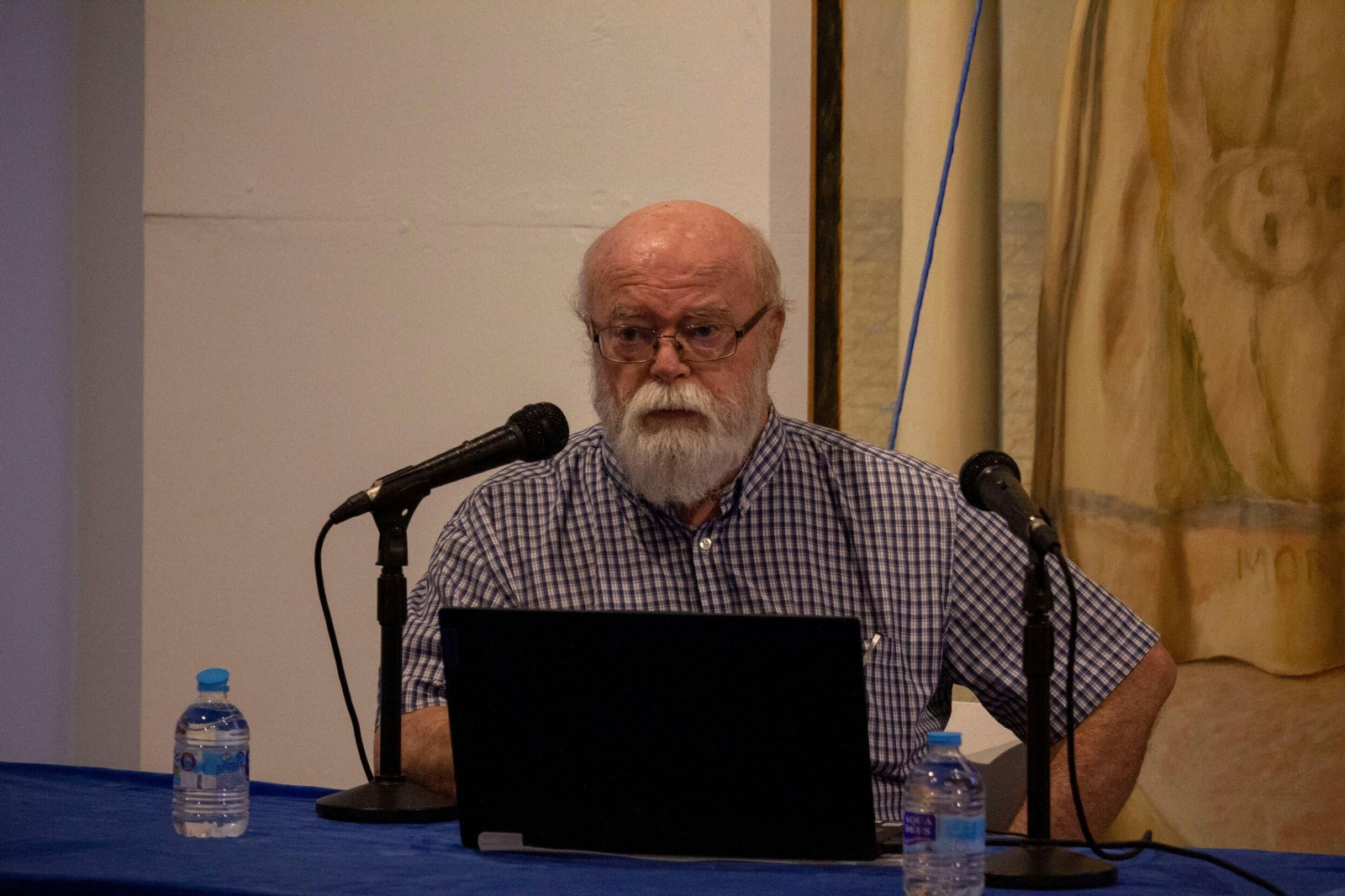 Carlos Gómez de Avellaneda .