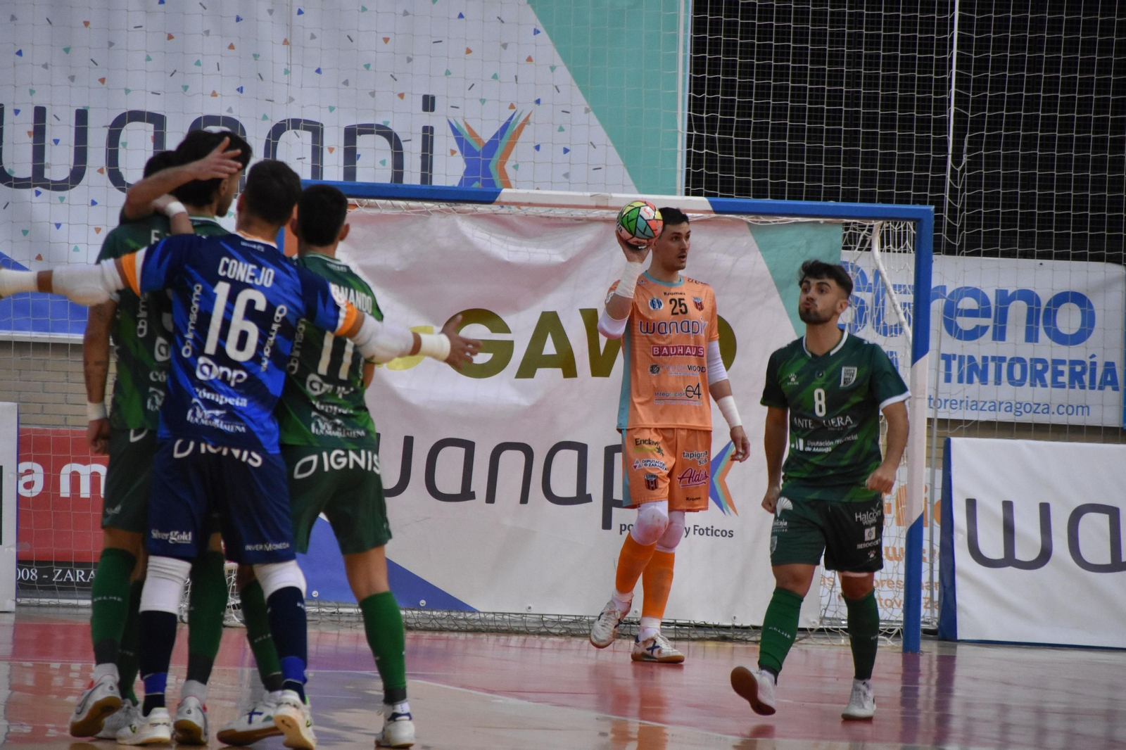 El UMA Antequera, testigo directo del ascenso del Wanapix Sala 10 Zaragoza