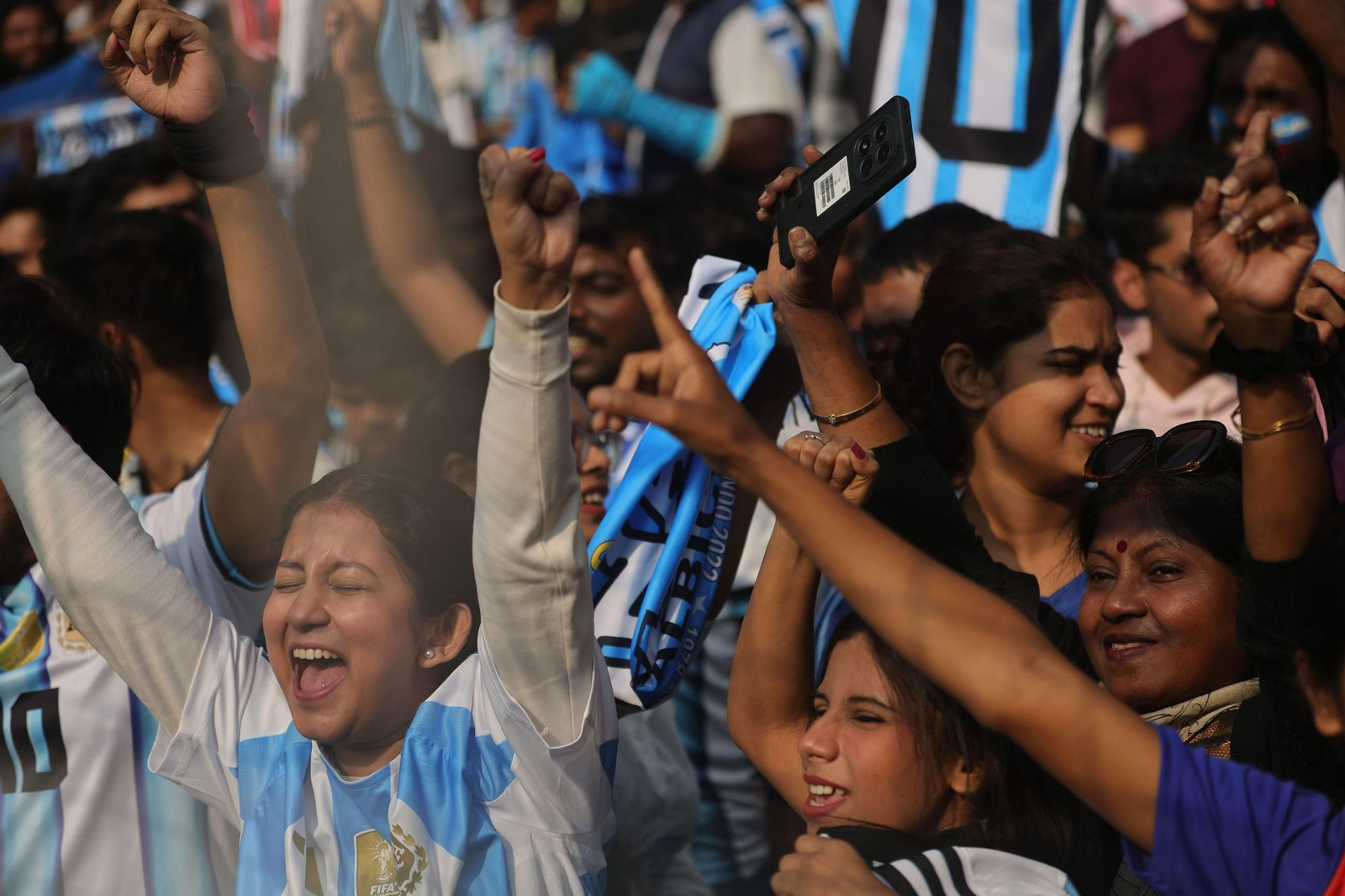 Las fotos de los disturbios por una visita de Leo Messi a Calcuta