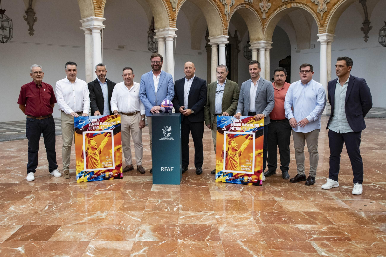 Las autoridades y organizadores, durante la presentación del evento. Las autoridades y organizadores, durante la presentación del evento.