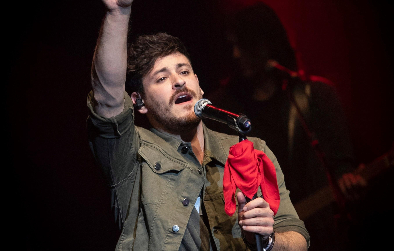 El cantante gallego Luis Cepeda, durante un concierto.