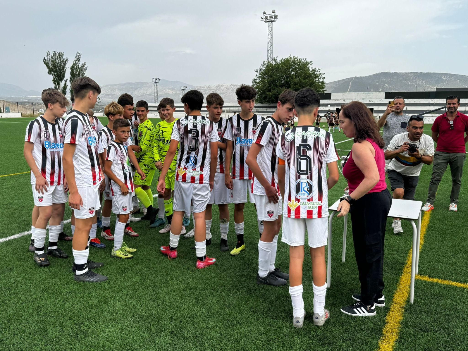 Fiesta del fútbol base en los Trofeos Antoñete y Didi, en imágenes Fiesta del fútbol base en los Trofeos Antoñete y Didí, en imágenes