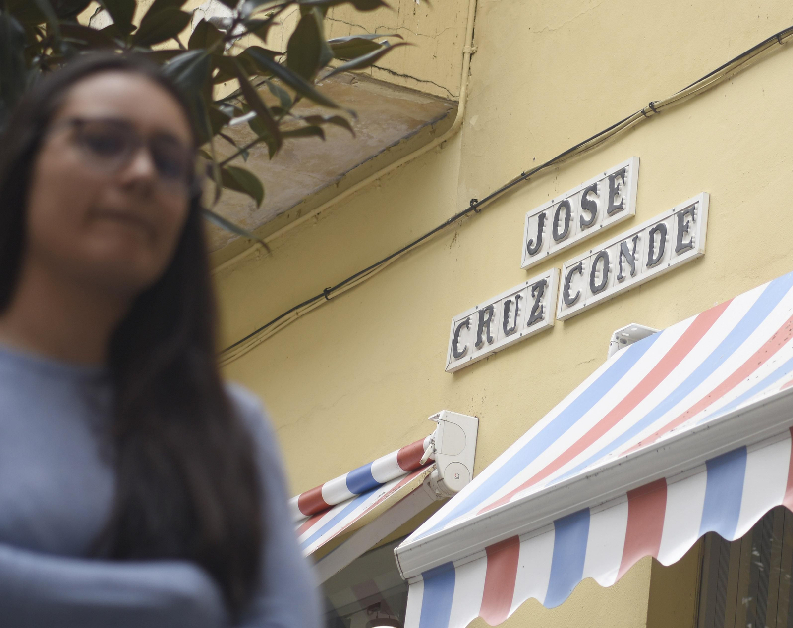 Anterior rótulo de Cruz Conde.