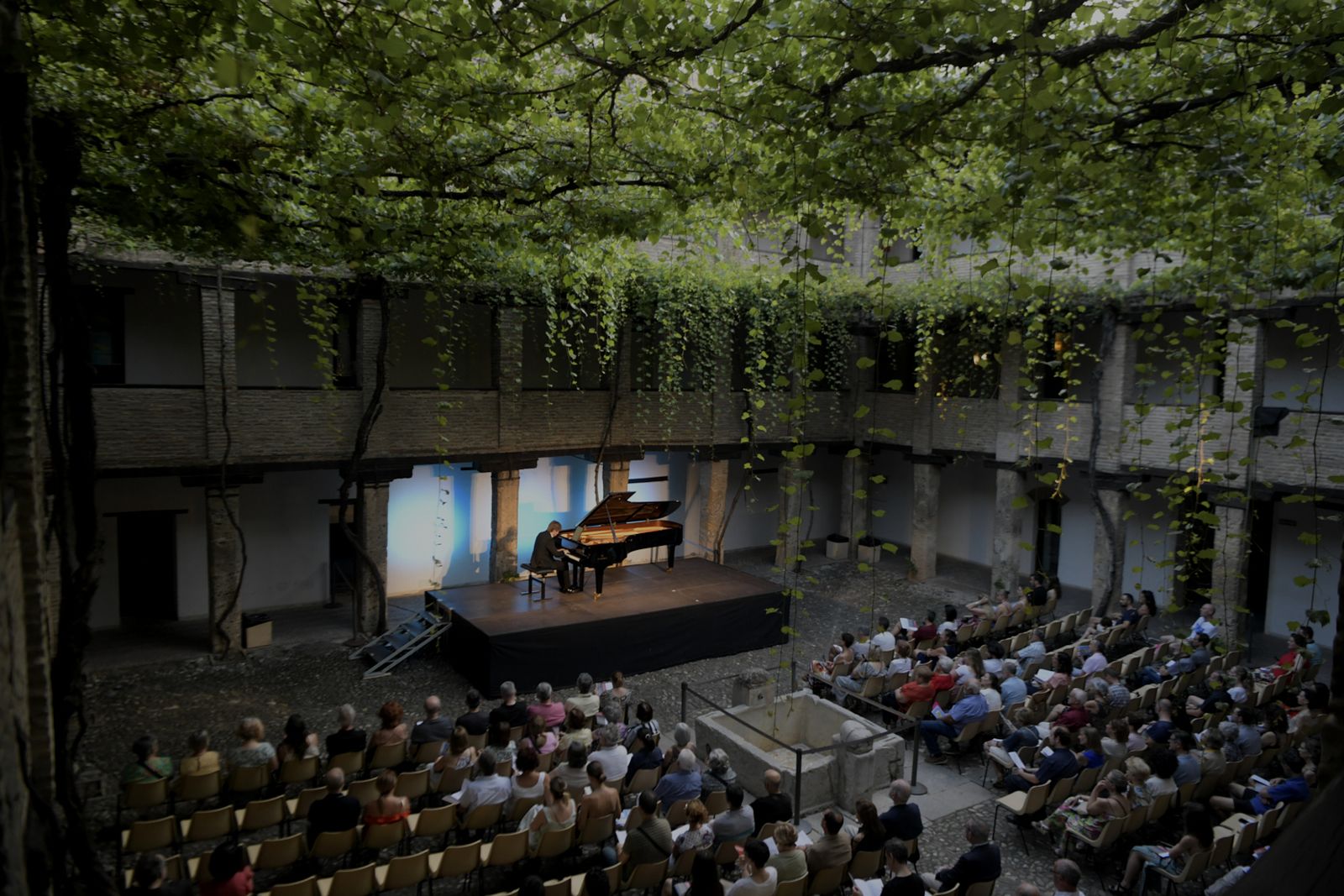 El pianista Mario Prisuelos se estrena en el Festival con un concierto en el Corral del Carbón