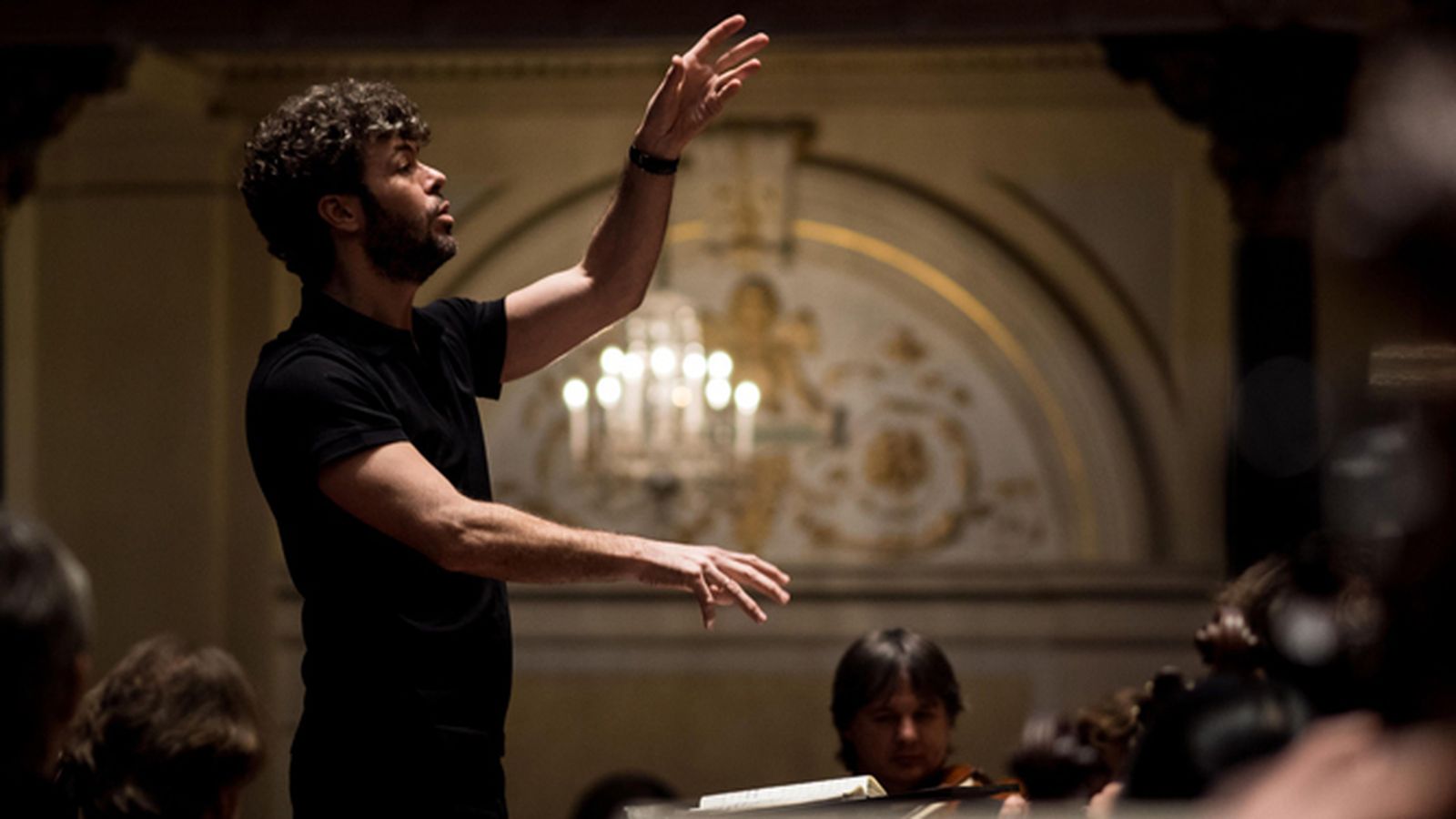 El director granadino inaugura hoy la nueva edición del Festival de Música y Danza.