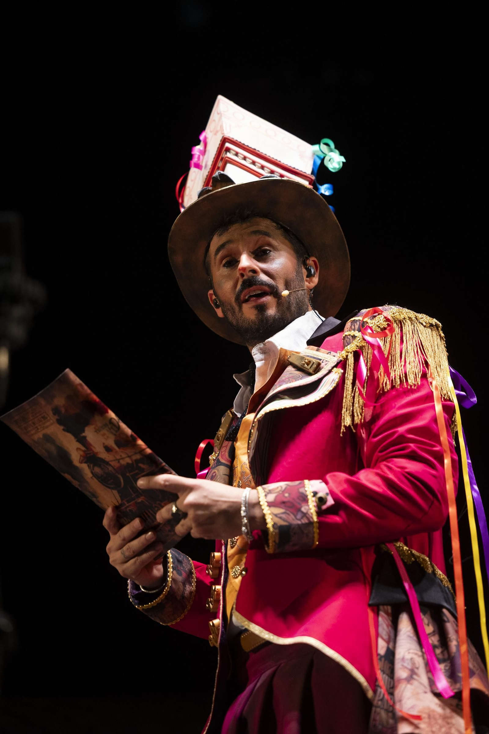 Las imágenes del pregón de Antoñito Molina en el carnaval de Cádiz 2025