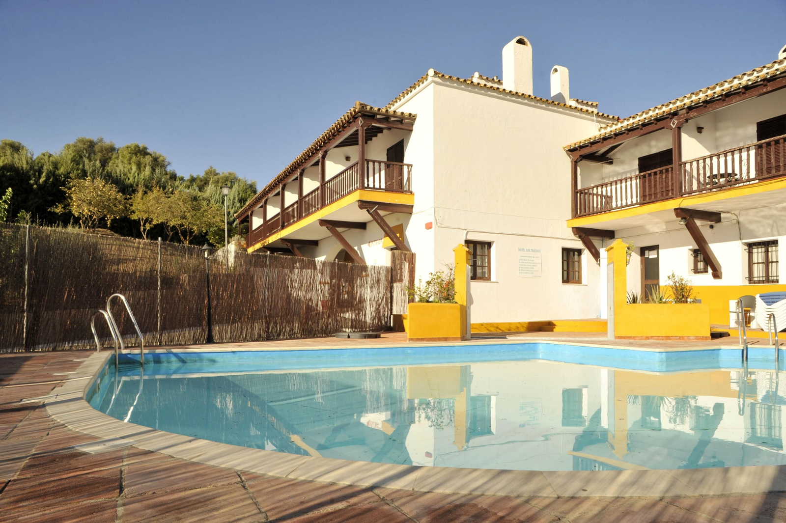 Una vista de las instalaciones del hotel Las Truchas.