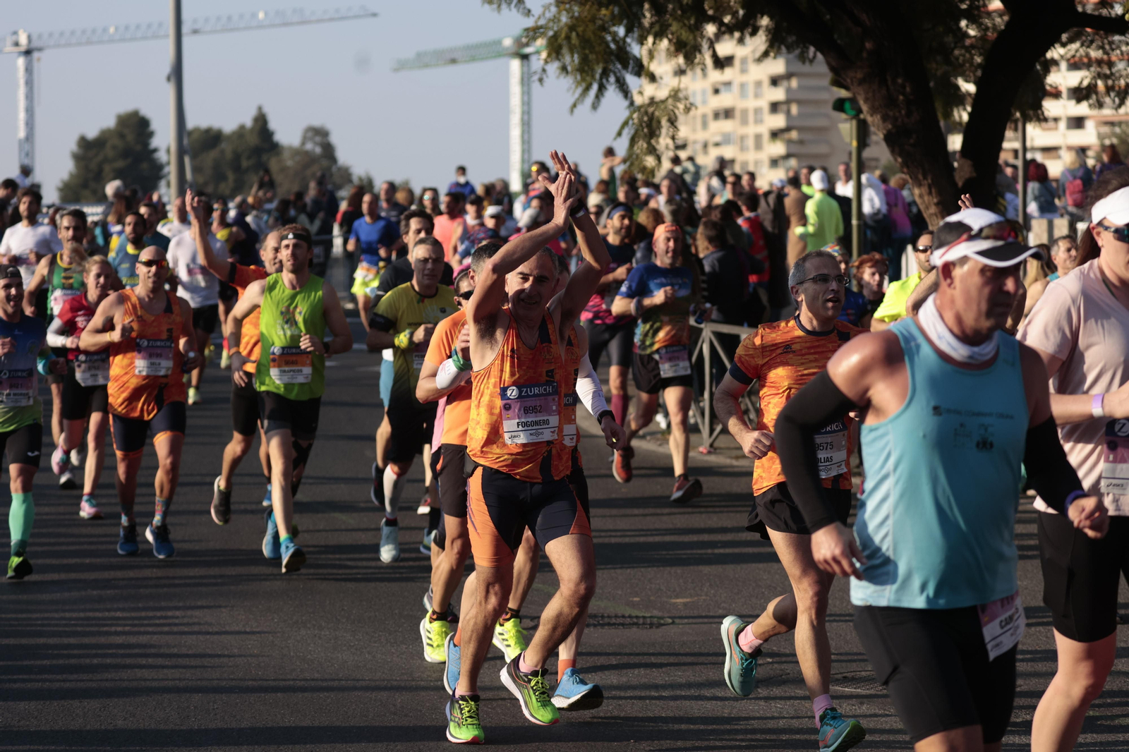 Las imágenes de la Maratón de Sevilla 2022 (11)