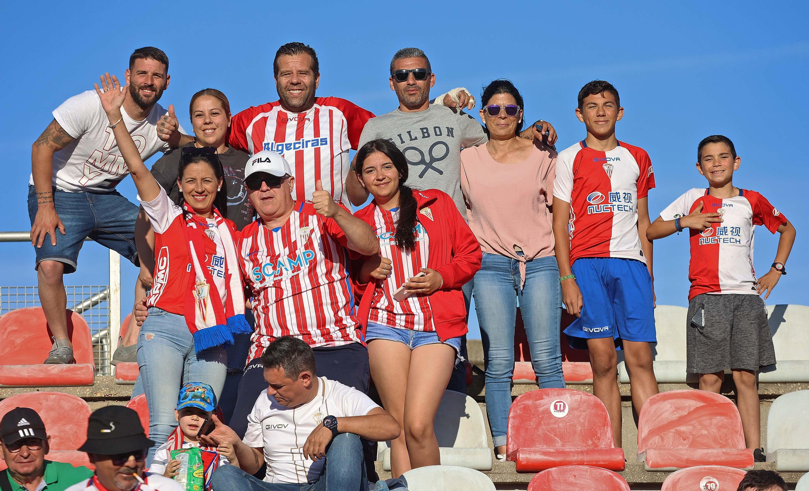 Búscate en el Nuevo Mirador durante el Algeciras - Castellón de Primera RFEF