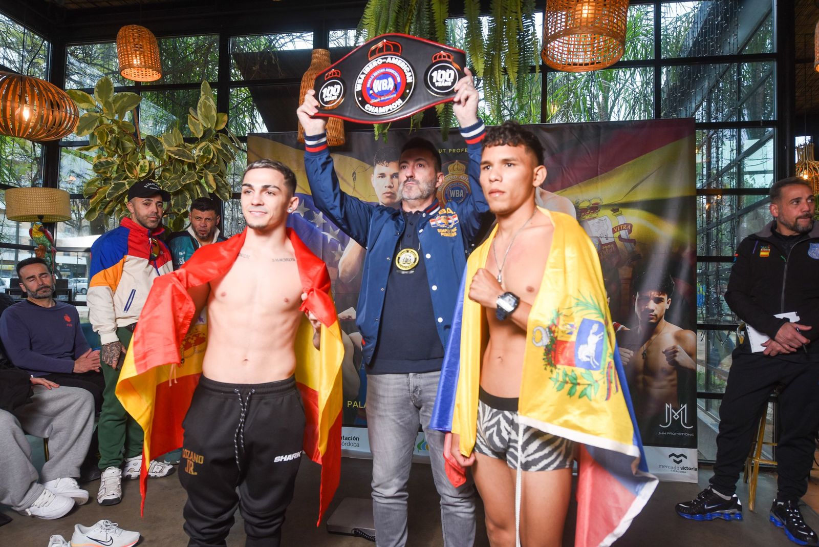 Las fotos del pesaje de la velada de Rafa Lozano Jr. en Córdoba