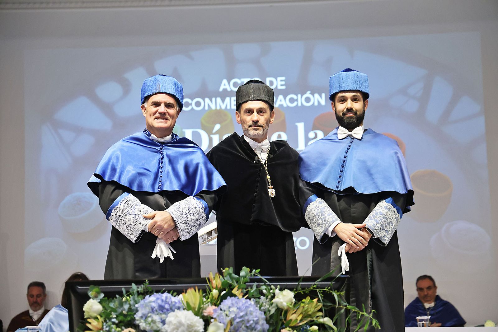 Fotografías de la investidura de los nuevos doctores y doctoras en el acto del 3 de marzo de la universidad de Huelva